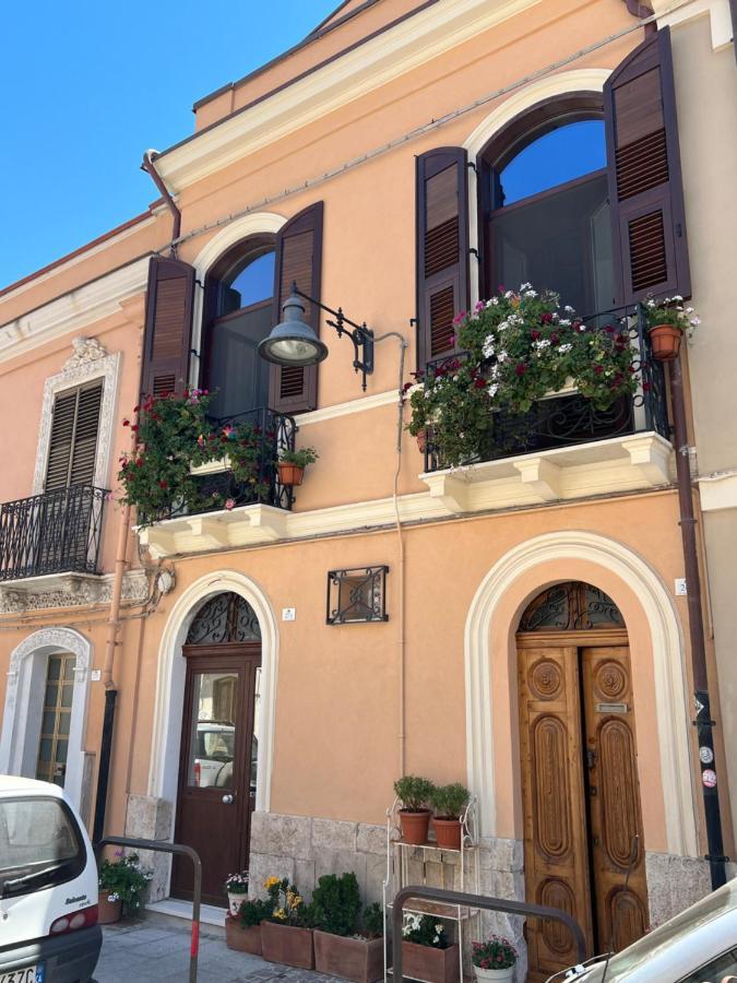 Trigu & Mangoni Bed & Breakfast Cagliari Exterior photo