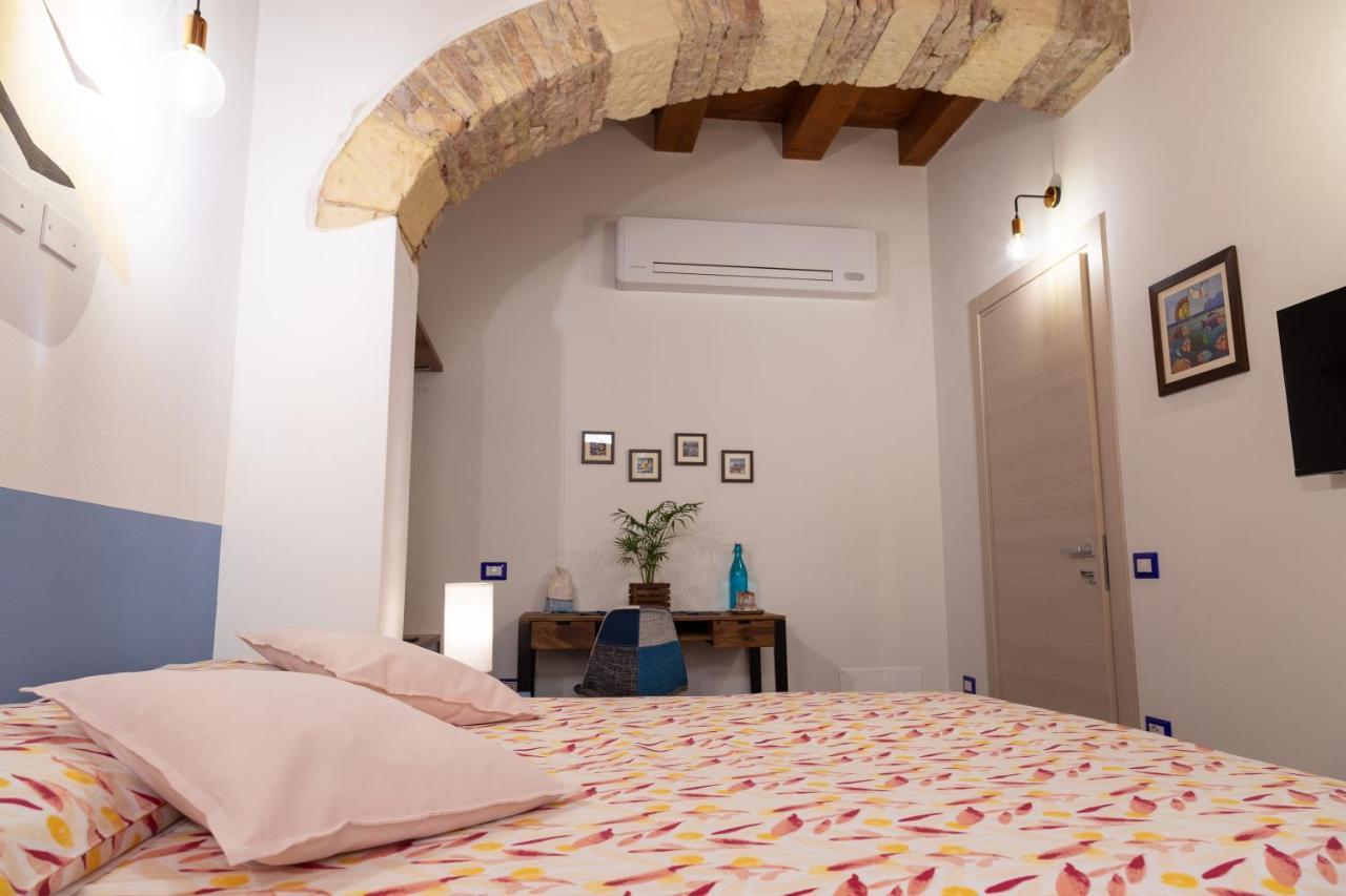 Trigu & Mangoni Bed & Breakfast Cagliari Exterior photo